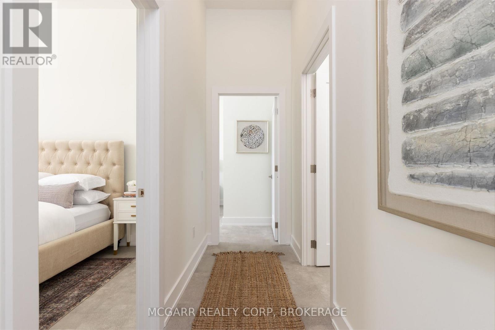 Wide hall to bedrooms - 403 - 77 Yates Street, St. Catharines (Downtown), ON - Indoor Photo Showing Other Room