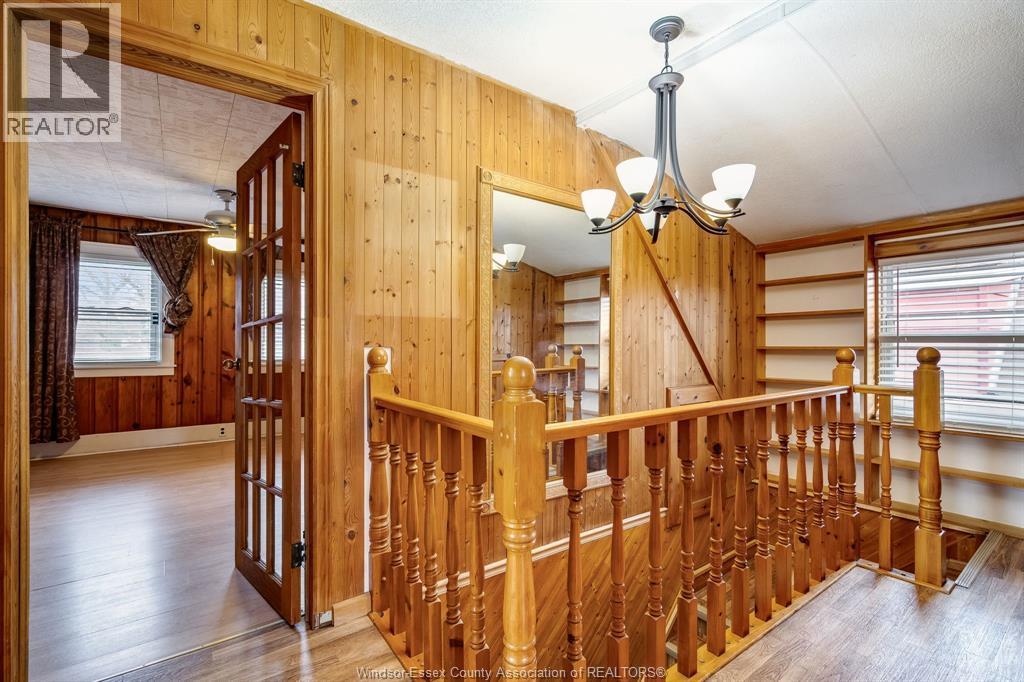 2436 Turner, Windsor, ON - Indoor Photo Showing Other Room