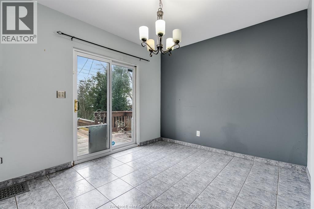 2436 Turner, Windsor, ON - Indoor Photo Showing Other Room