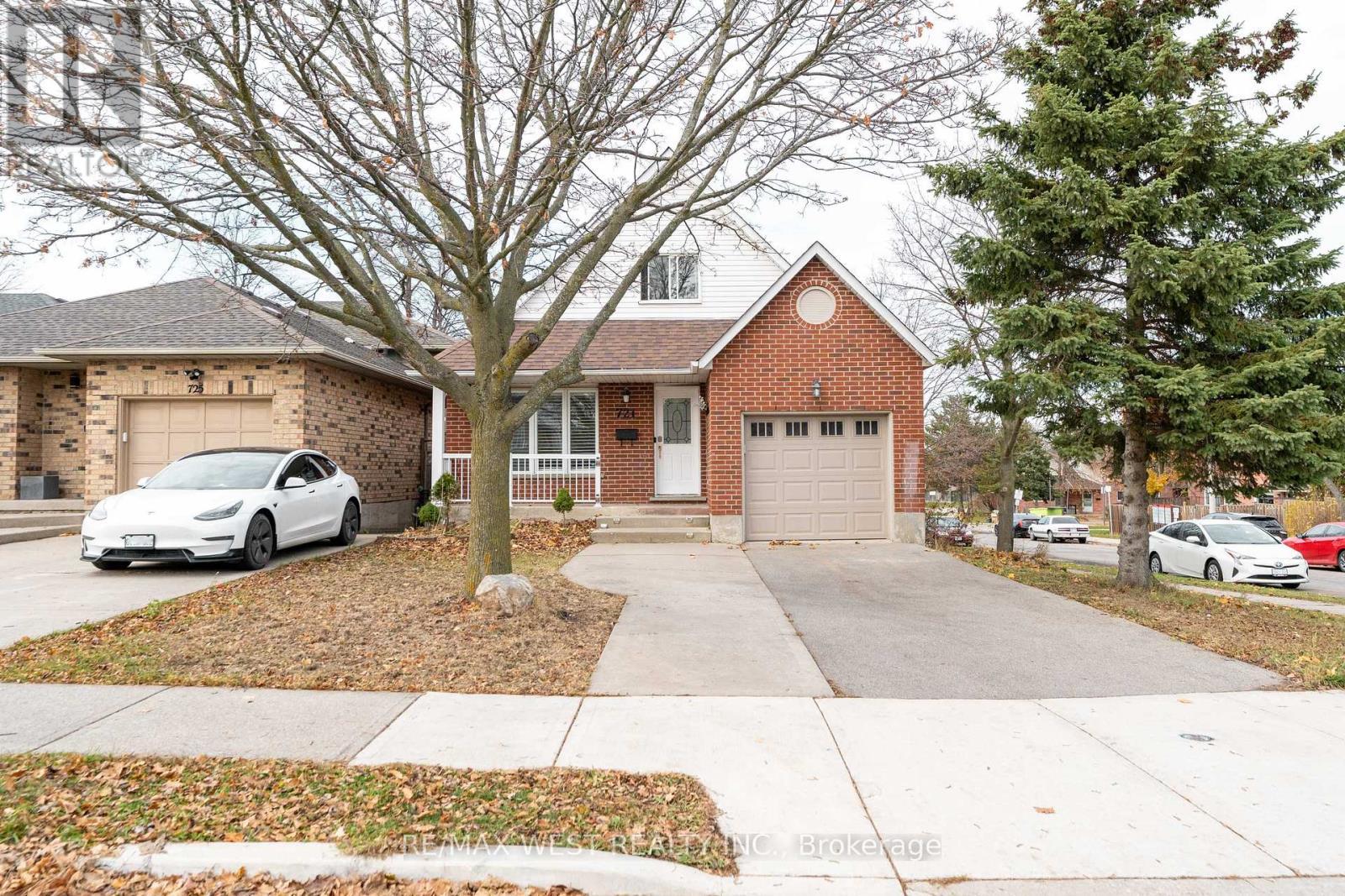 721 Acadia Drive, Hamilton, ON - Outdoor