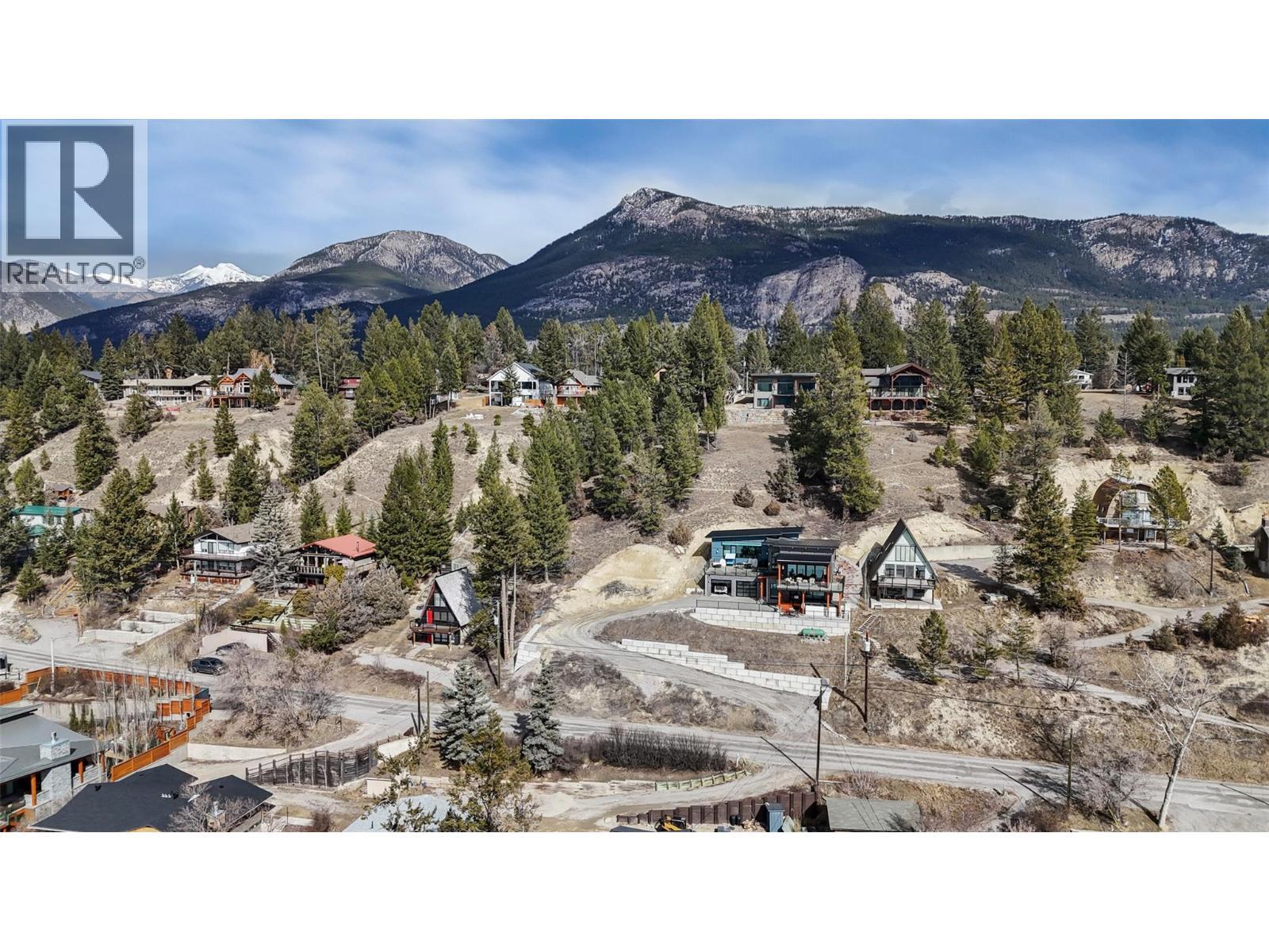 1172 Baltac Road, Windermere, BC
