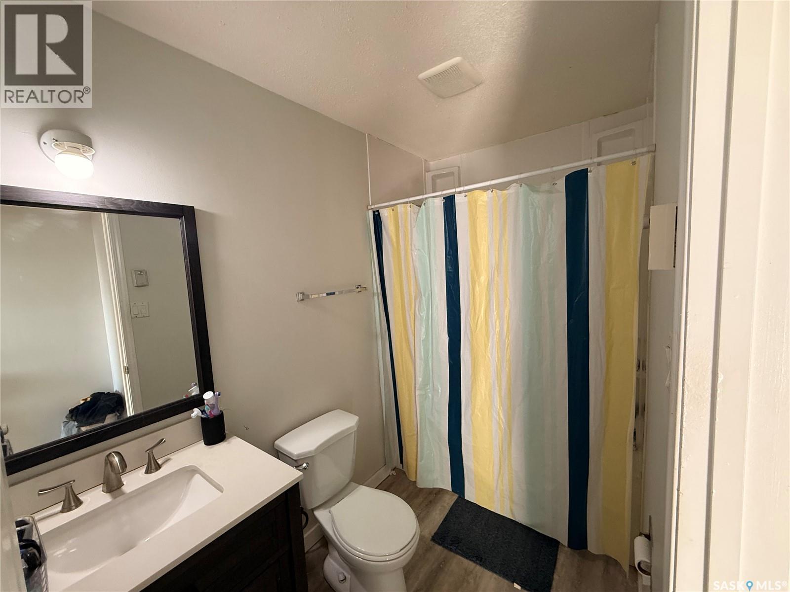 17 3625 Chaben Place, Saskatoon, SK - Indoor Photo Showing Bathroom