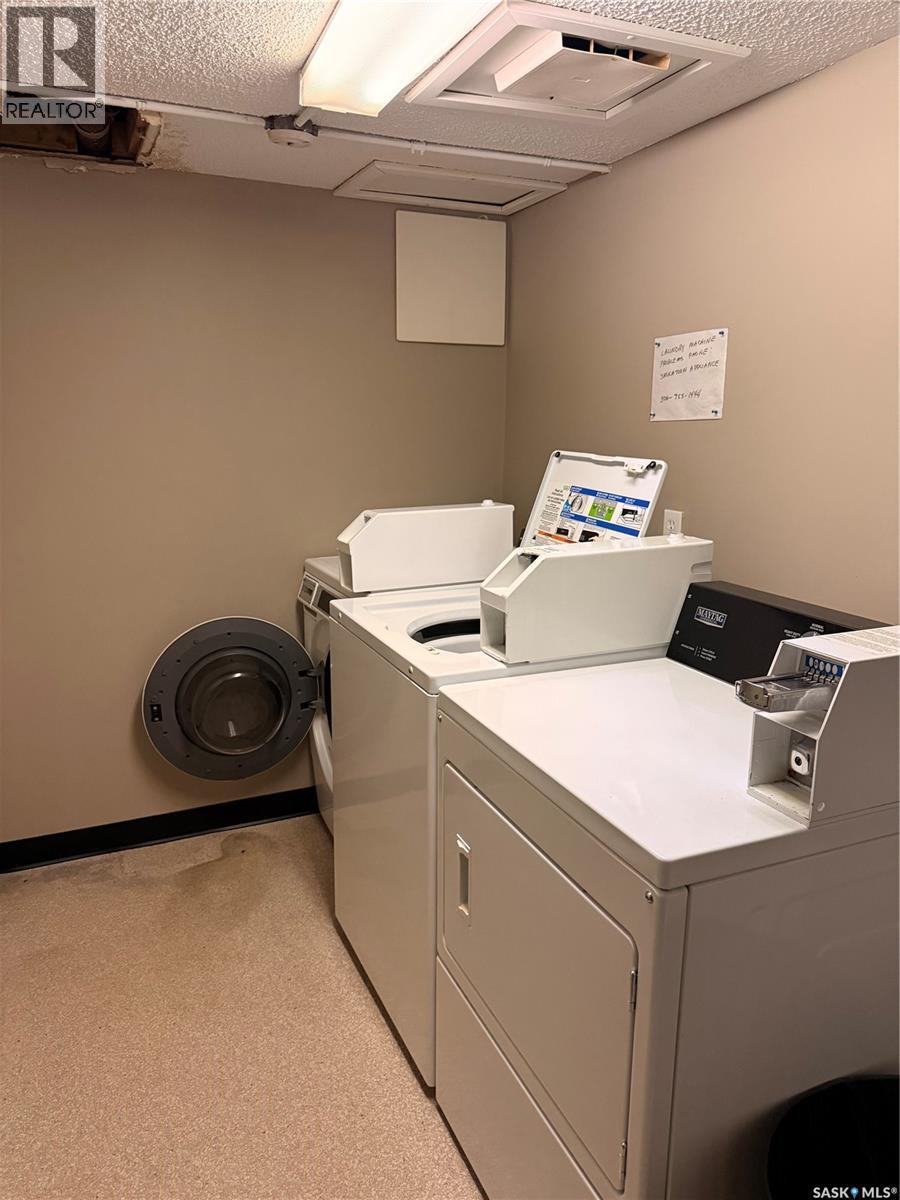 17 3625 Chaben Place, Saskatoon, SK - Indoor Photo Showing Laundry Room
