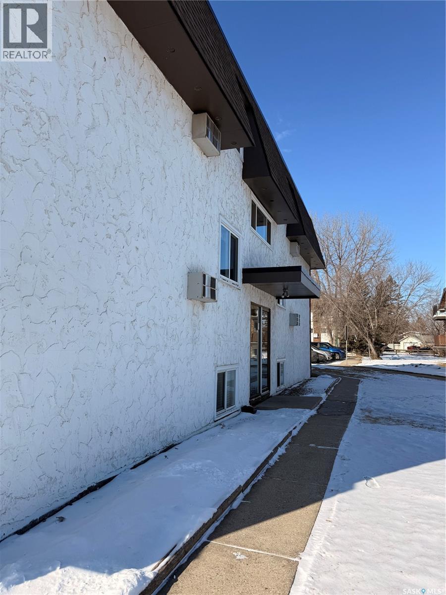 17 3625 Chaben Place, Saskatoon, SK - Outdoor