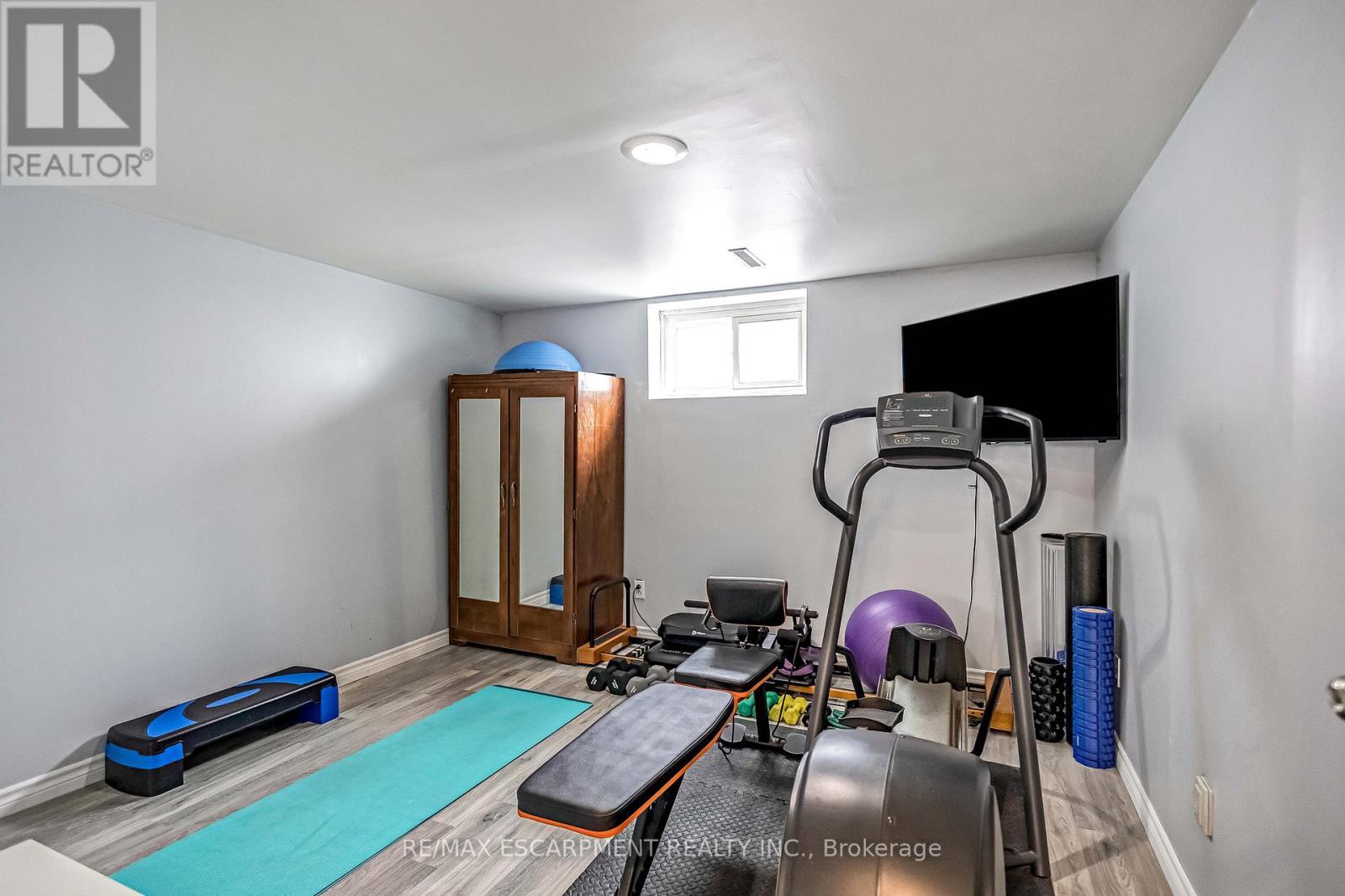 5 Carrington Court, Hamilton, ON - Indoor Photo Showing Other Room