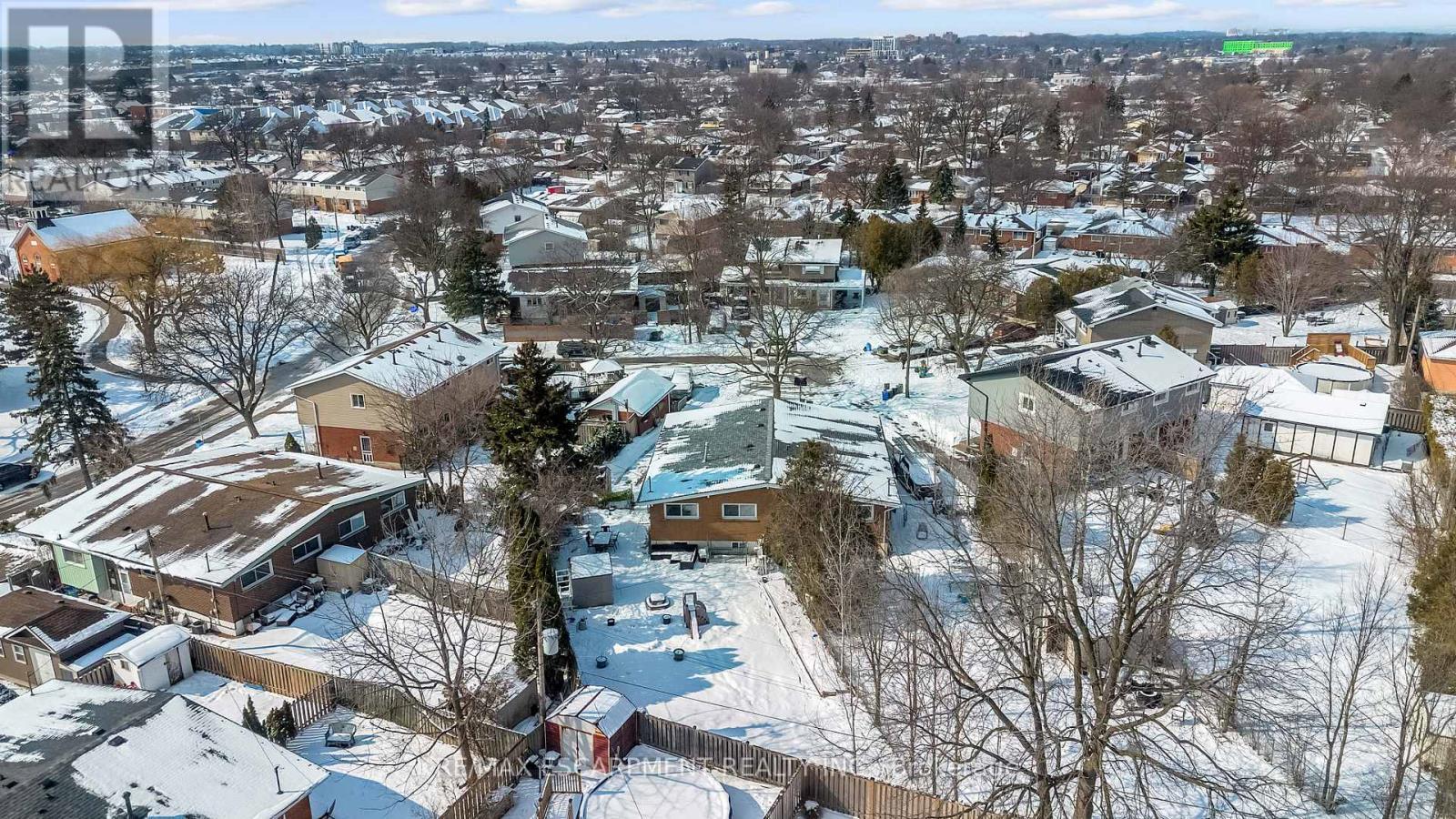 5 Carrington Court, Hamilton, ON - Outdoor