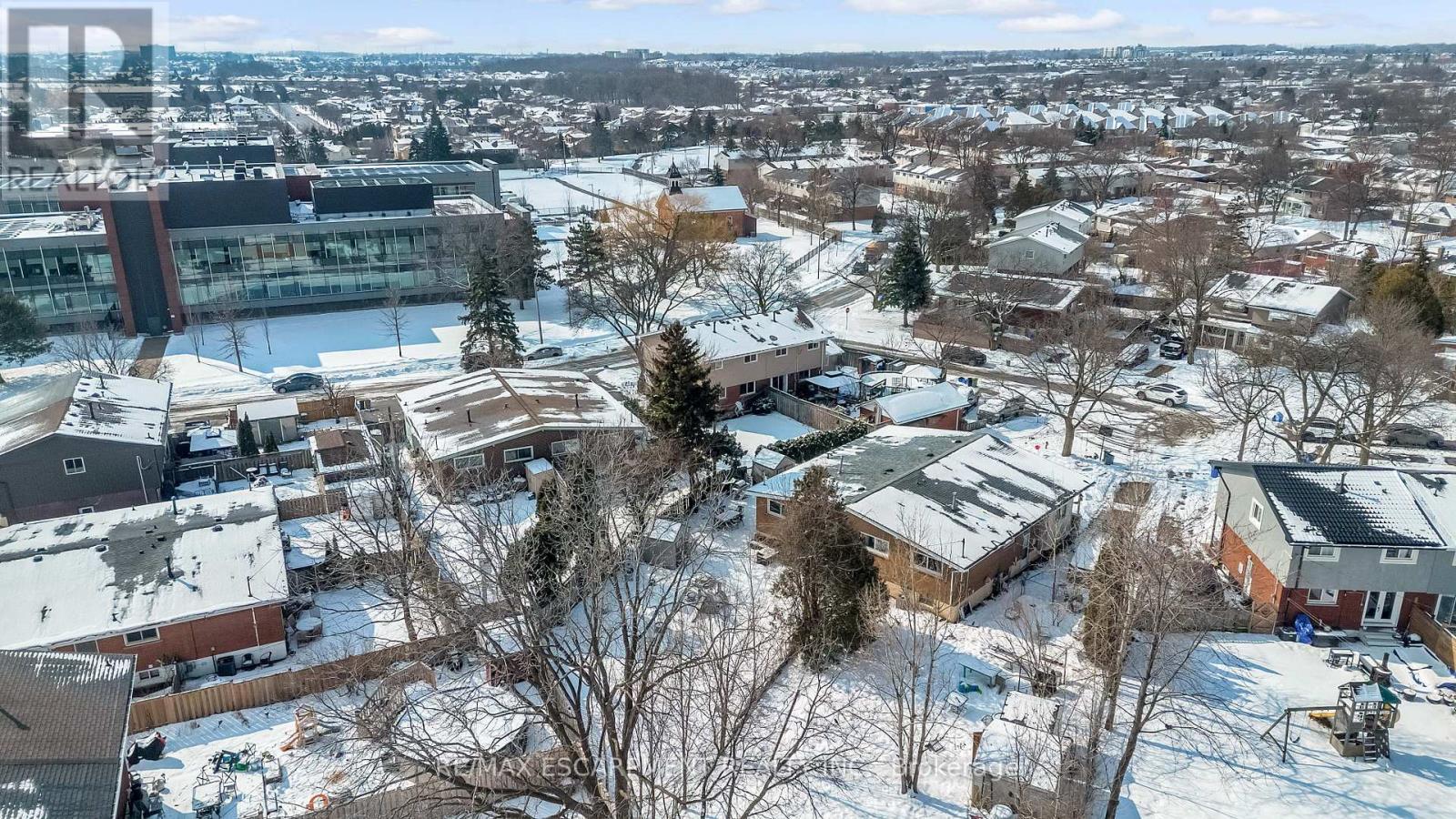 5 Carrington Court, Hamilton, ON - Outdoor With View