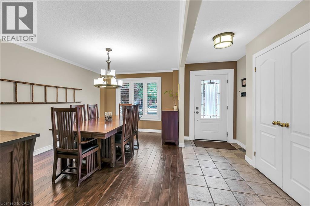 2371 Pathfinder Drive, Burlington, ON - Indoor Photo Showing Other Room