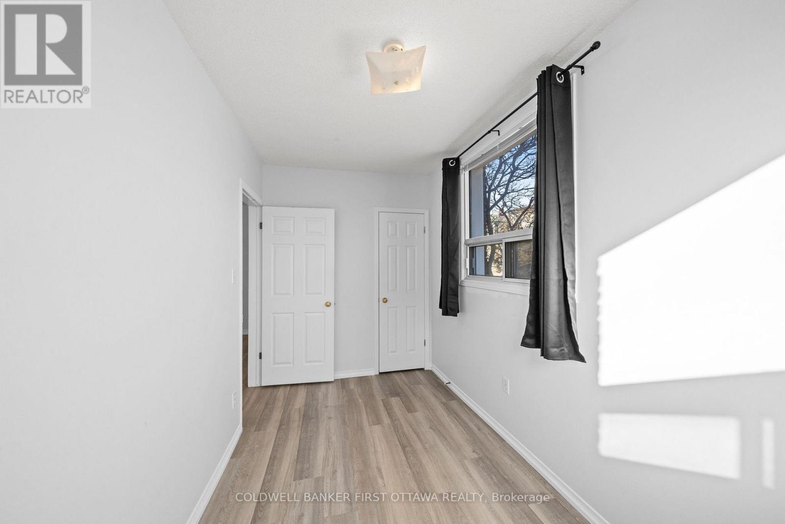 Closet and opportunity to add your own window AC. - 234 Rochester Street, Ottawa, ON - Indoor Photo Showing Other Room