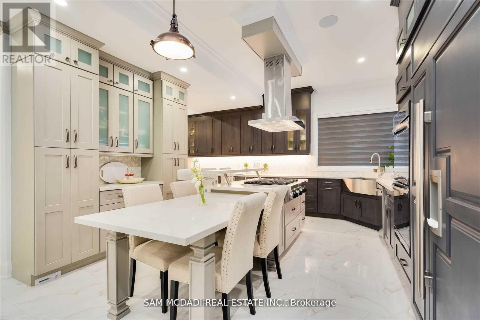 1138 Garden Road, Mississauga, ON - Indoor