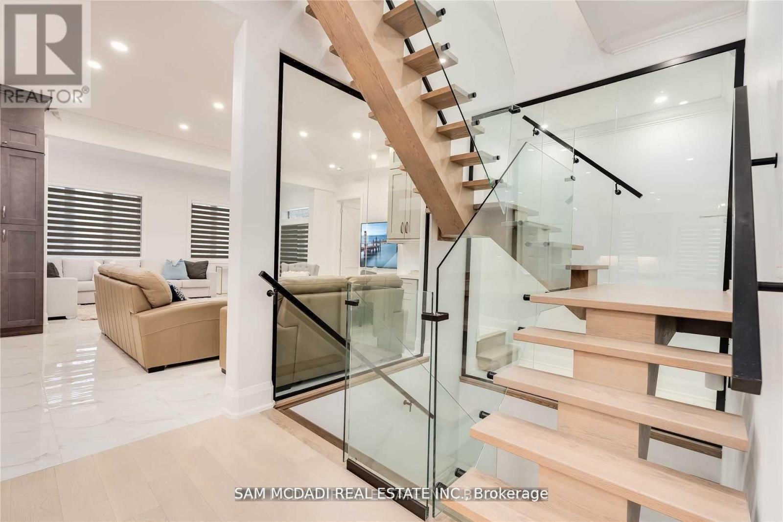 1138 Garden Road, Mississauga, ON - Indoor Photo Showing Other Room