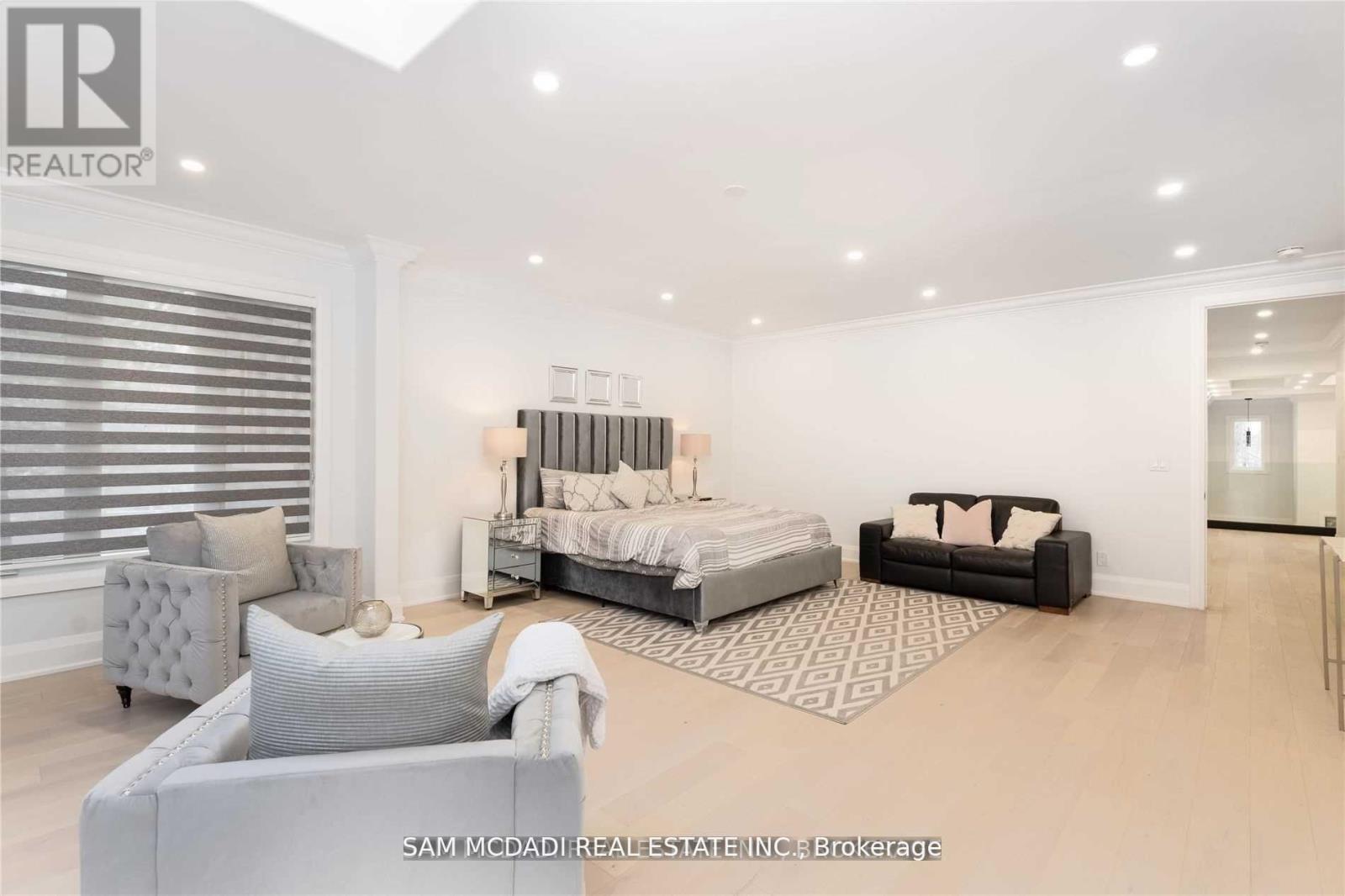 1138 Garden Road, Mississauga, ON - Indoor