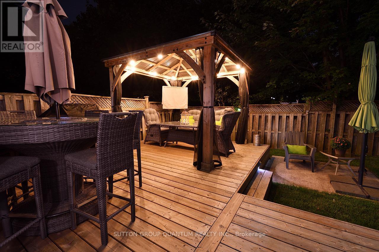 1237 Blackburn Drive, Oakville, ON - With Deck Patio Veranda