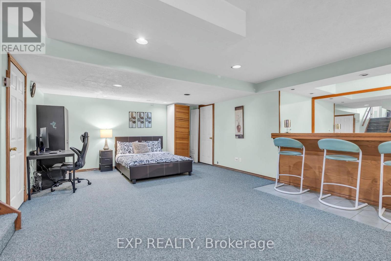 146 Bechtel Drive, Kitchener, ON - Indoor