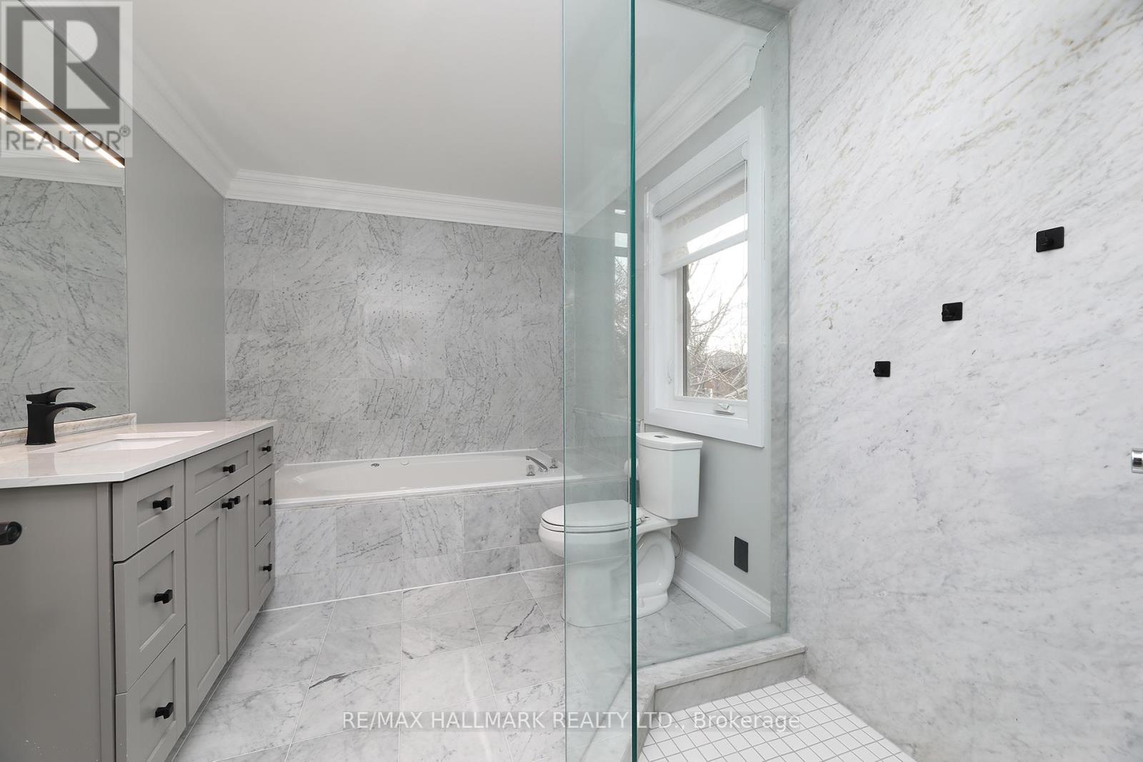88 Colonel Danforth Trail, Toronto, ON - Indoor Photo Showing Bathroom