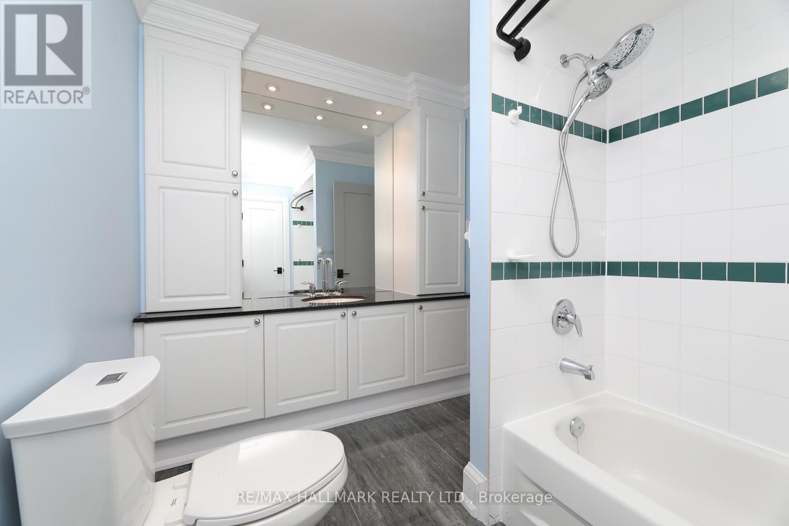 88 Colonel Danforth Trail, Toronto, ON - Indoor Photo Showing Bathroom