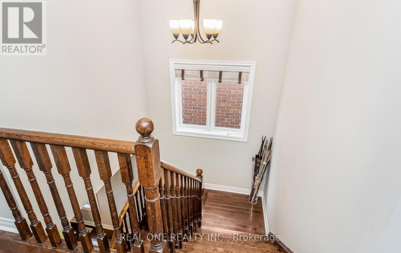 3860 Bloomington Crescent, Mississauga, ON - Indoor Photo Showing Other Room