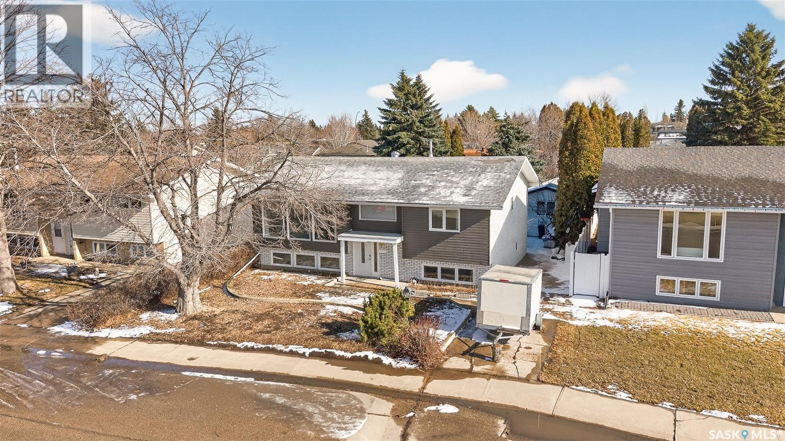 1321 Prince Crescent, Moose Jaw, SK - Outdoor