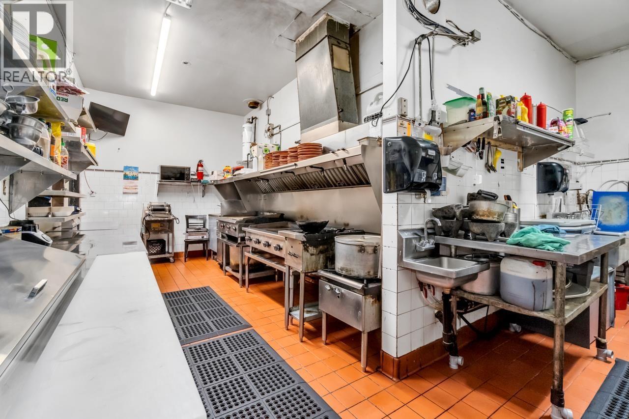 3364 Cambie Street, Vancouver, BC