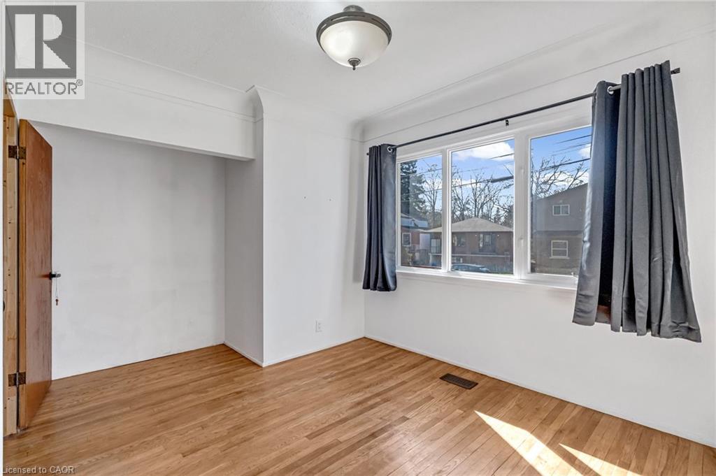 23 Clifford Street, Hamilton, ON - Indoor Photo Showing Other Room