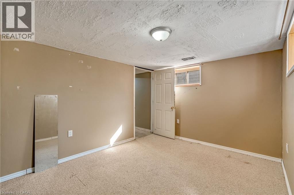 Basement Bedroom (1) - 23 Clifford Street, Hamilton, ON - Indoor Photo Showing Other Room
