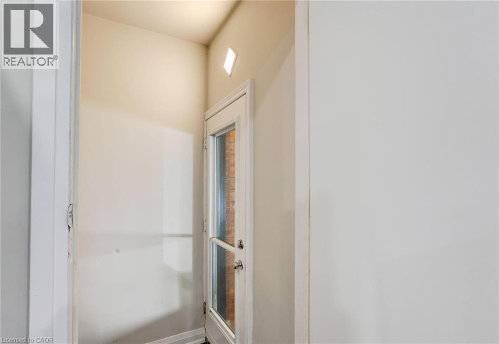 7 Cardill Crescent, Waterloo, ON - Indoor Photo Showing Other Room