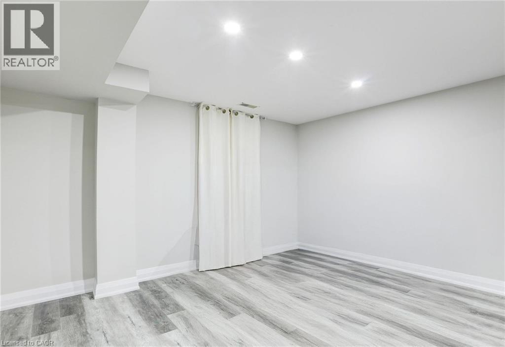 7 Cardill Crescent, Waterloo, ON - Indoor Photo Showing Other Room