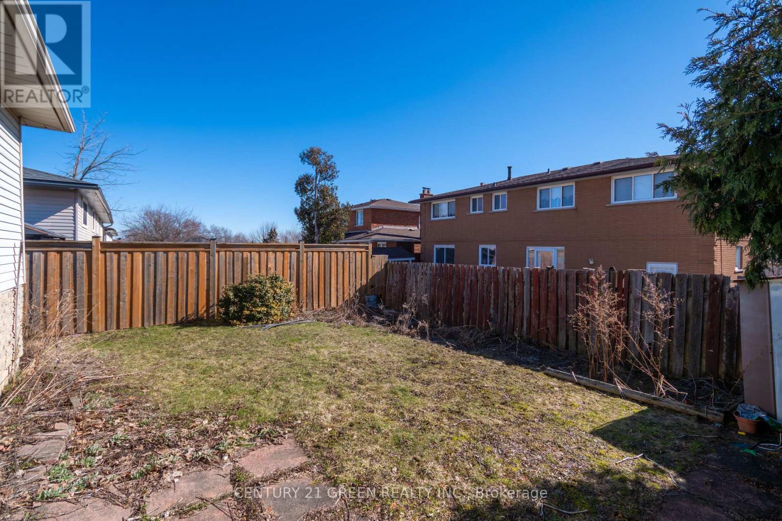 729 West 5Th Street, Hamilton, ON
