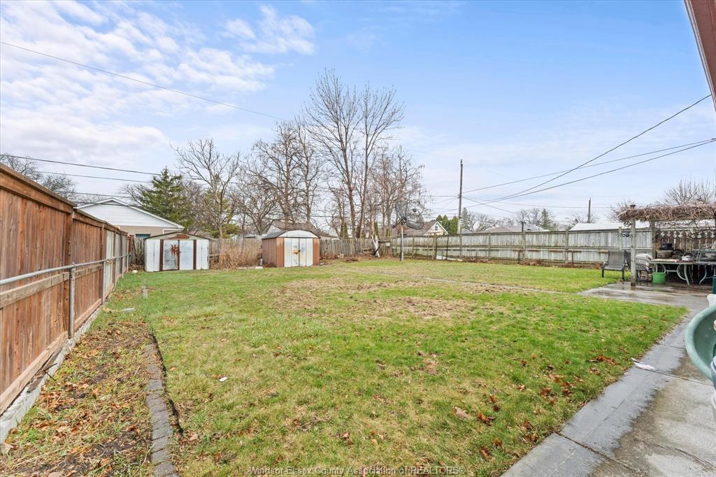 1464 Roxborough, Windsor, ON