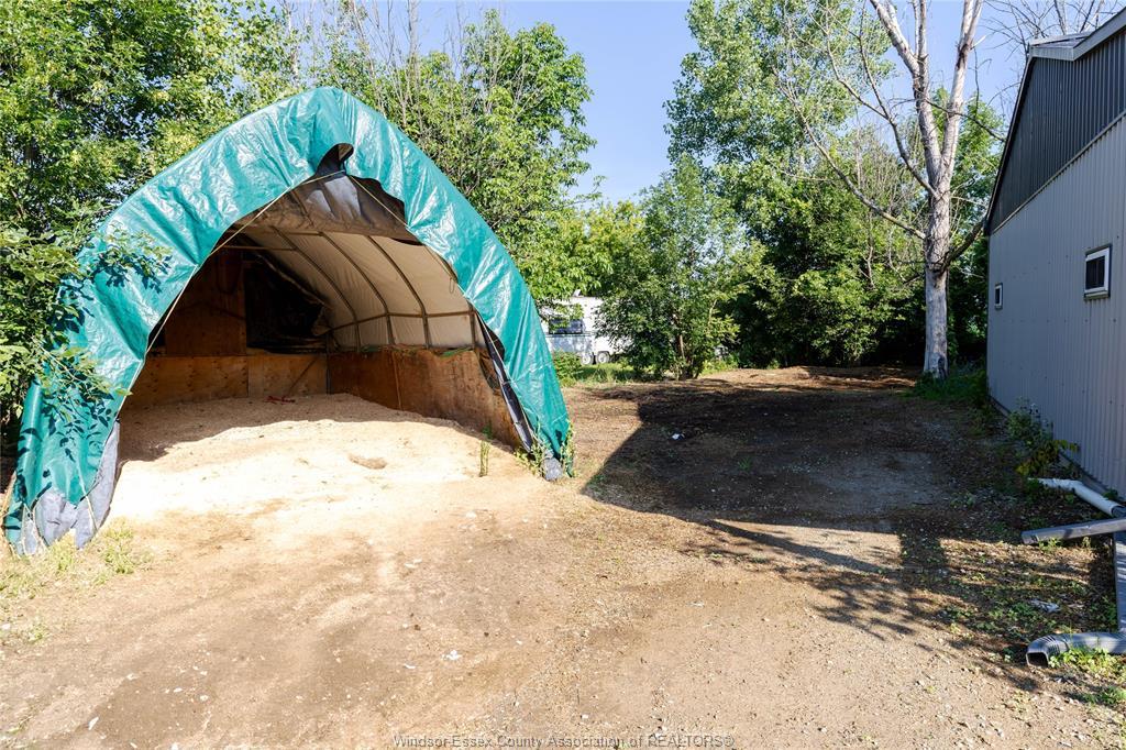 8510 Baseline Road, Windsor, ON