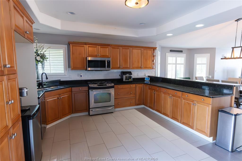 8510 Baseline Road, Windsor, ON