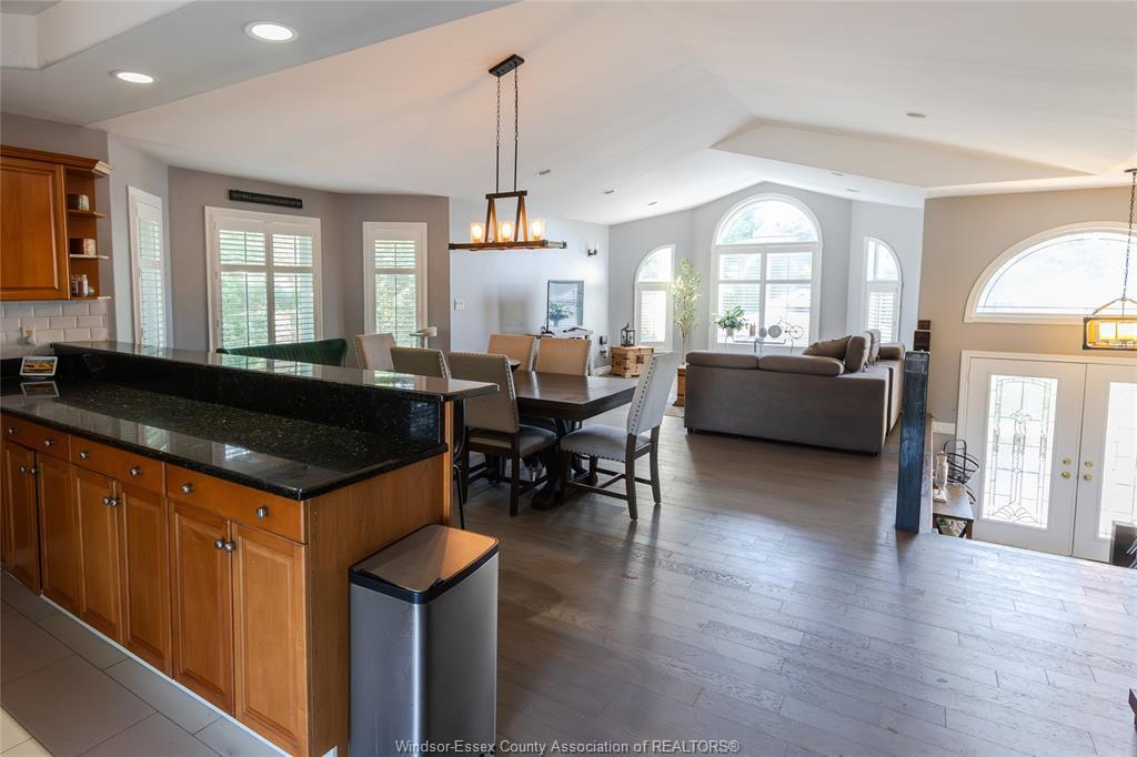 8510 Baseline Road, Windsor, ON