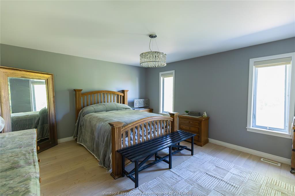 8510 Baseline Road, Windsor, ON