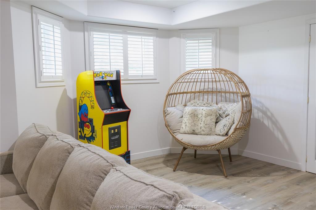 8510 Baseline Road, Windsor, ON