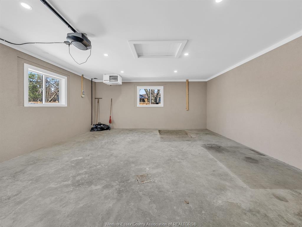 2692 Everts, Windsor, ON