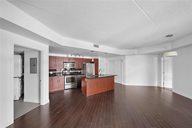 210-340 Waterfront Dr, Winnipeg, MB