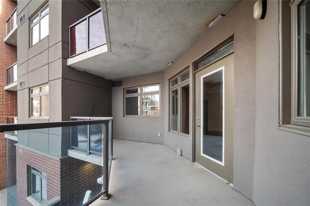 210-340 Waterfront Dr, Winnipeg, MB