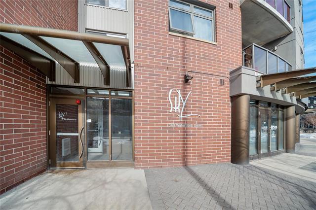 210-340 Waterfront Dr, Winnipeg, MB