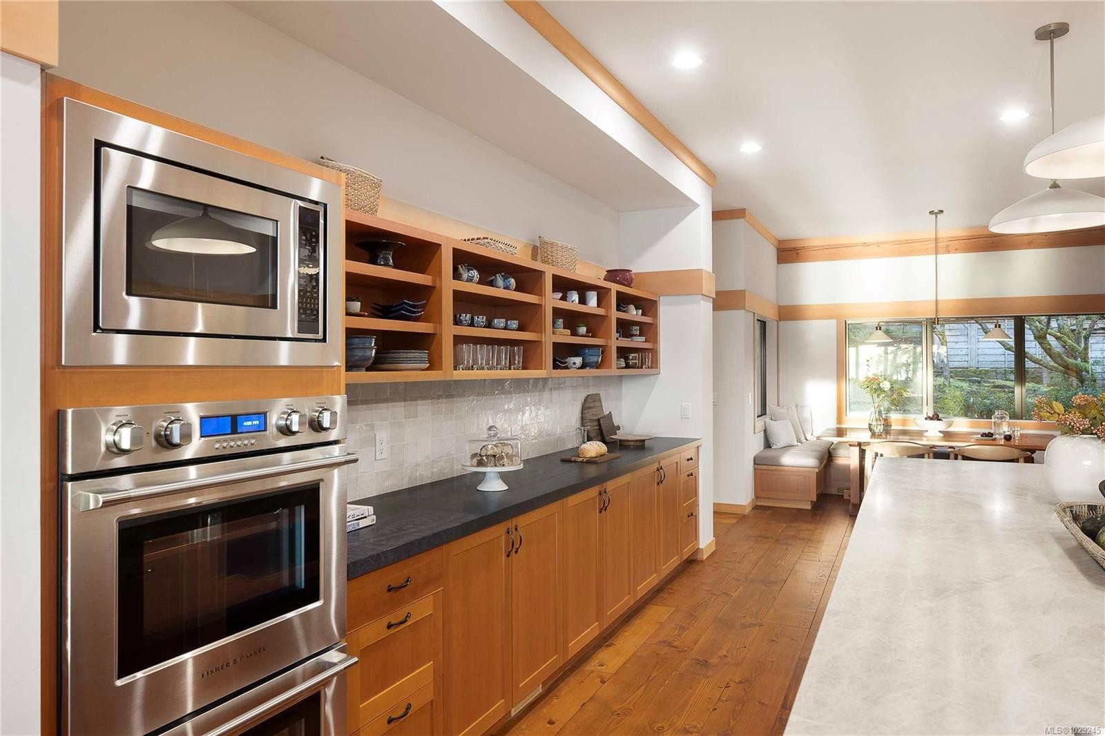 250 Holmes Rd, Salt Spring, BC