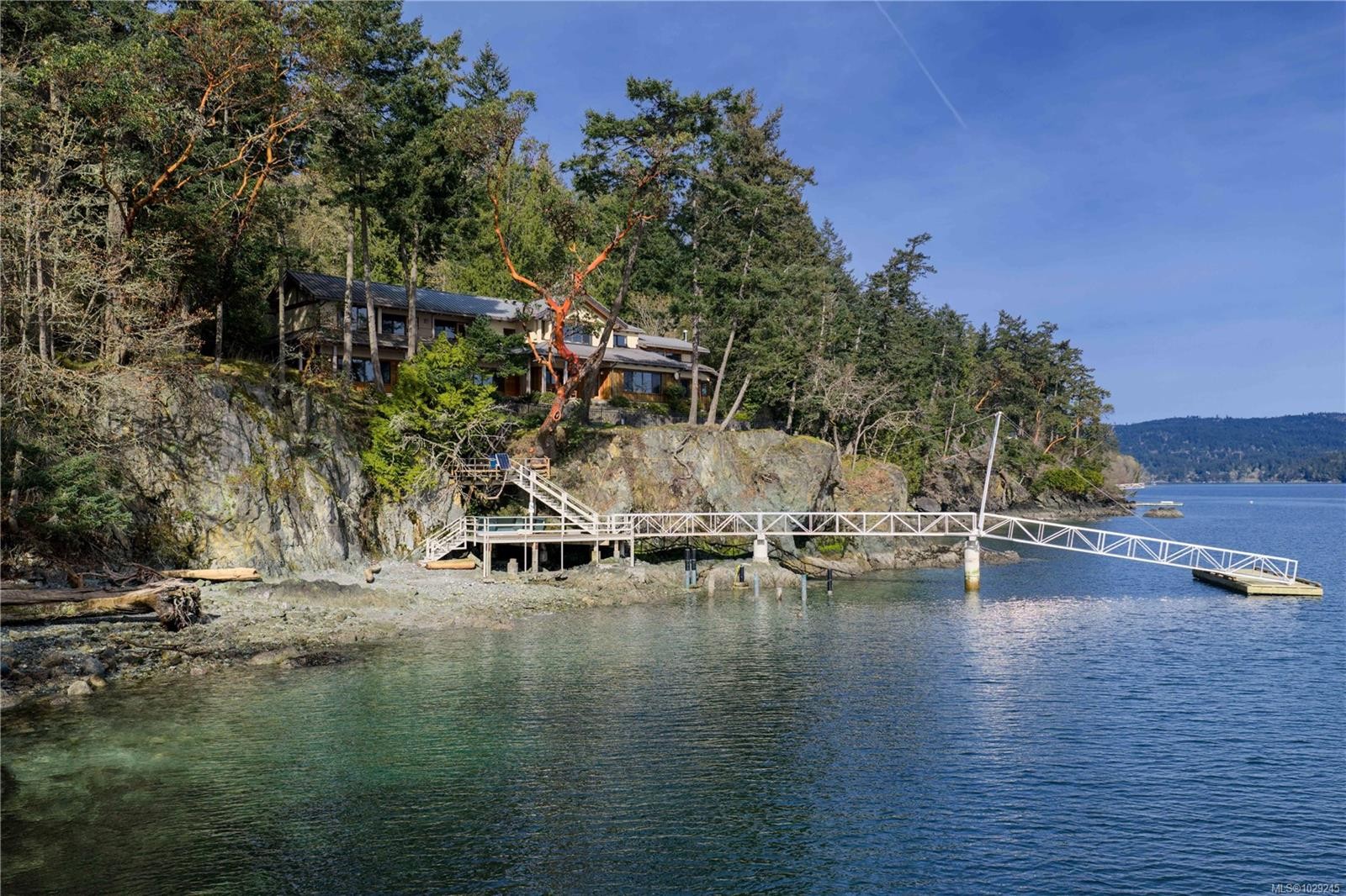 250 Holmes Rd, Salt Spring, BC