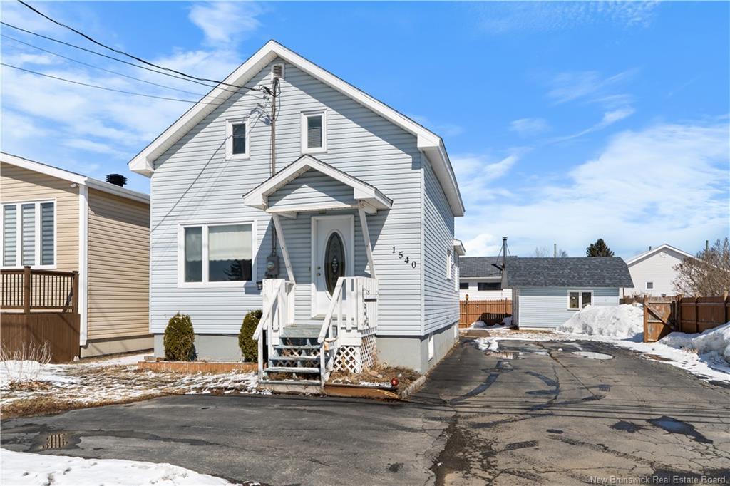 1540 Sunset Drive, Bathurst, NB