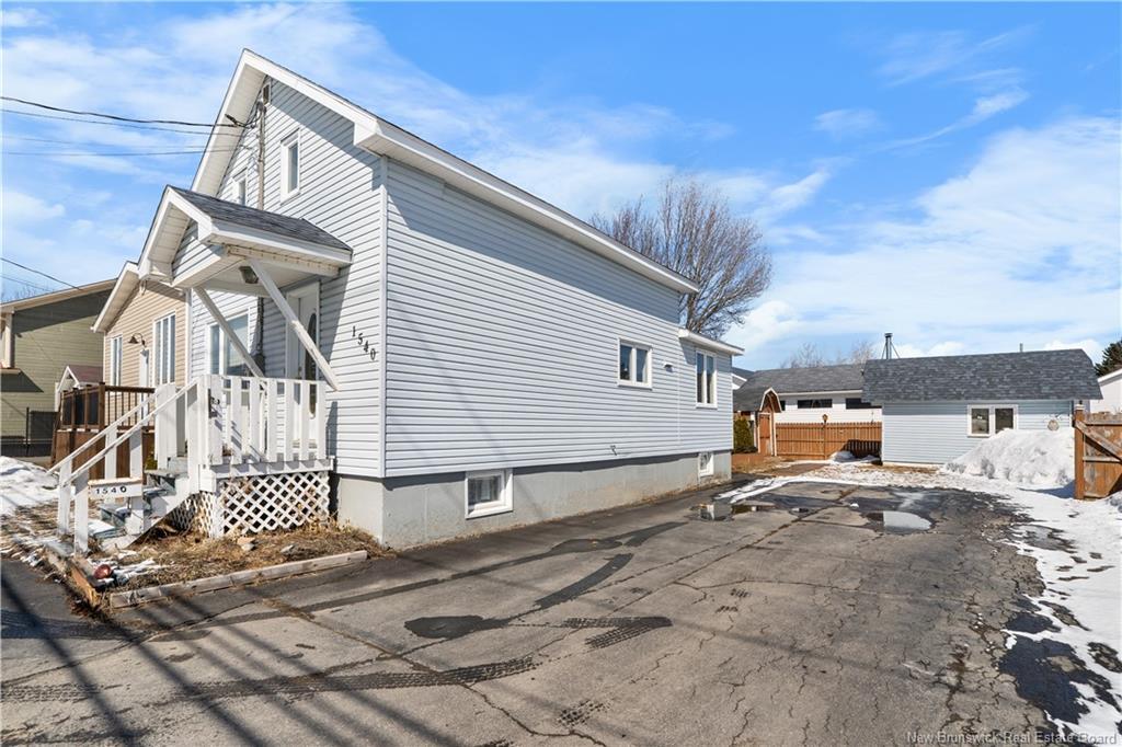 1540 Sunset Drive, Bathurst, NB