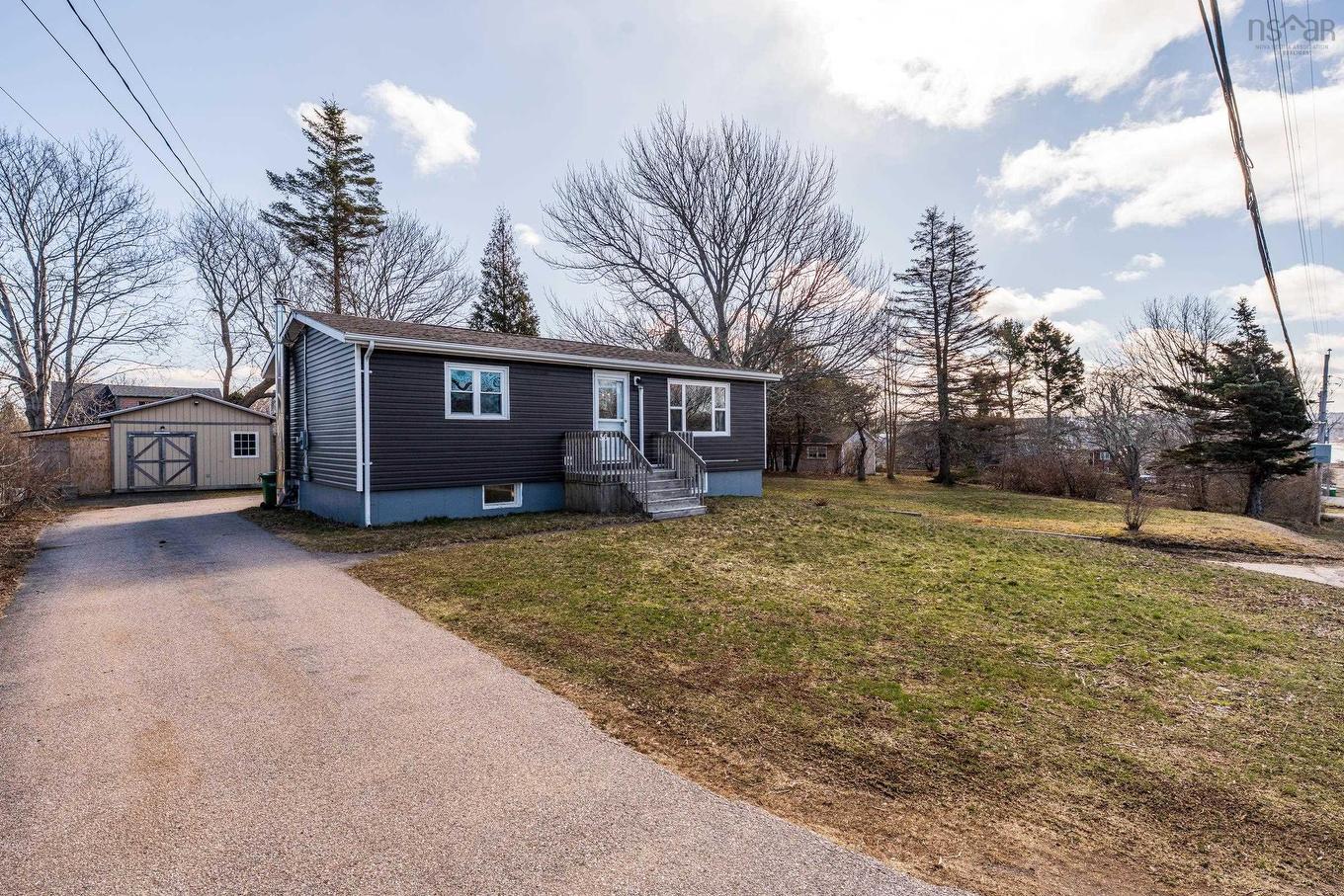 56 Second Avenue, Digby, NS