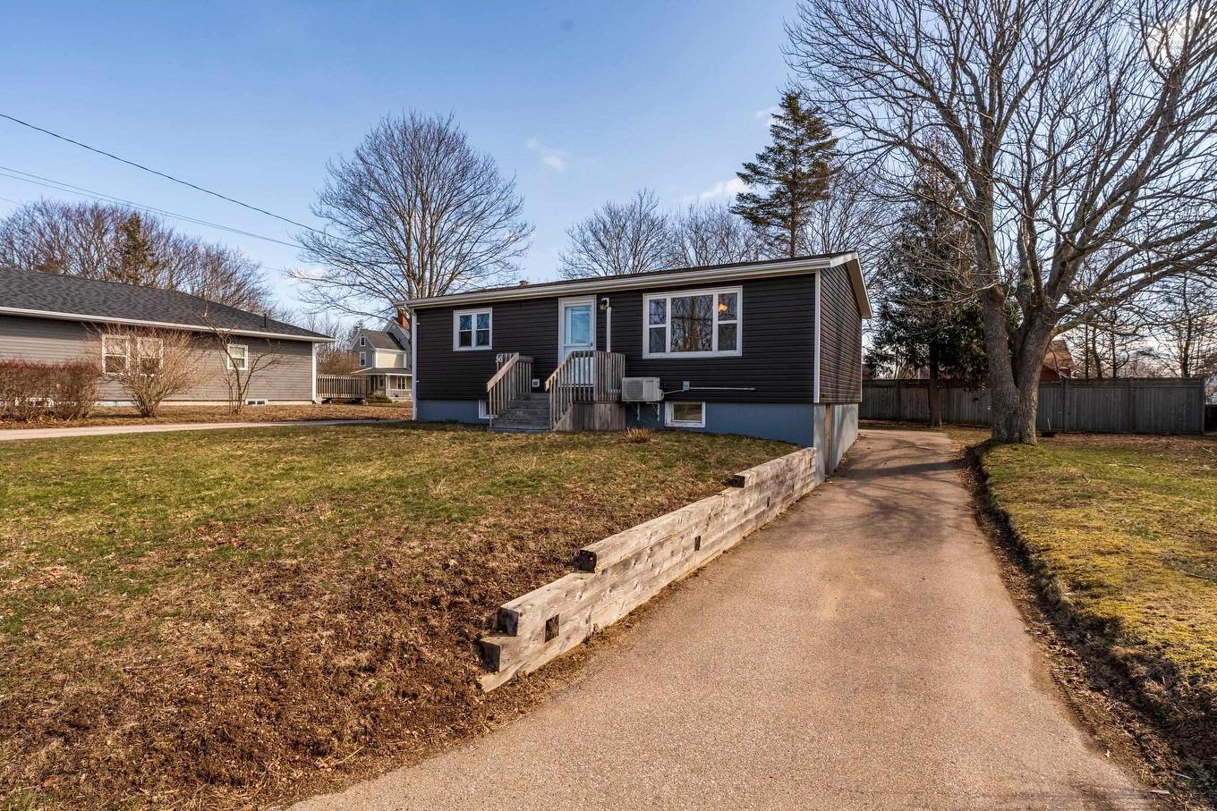 56 Second Avenue, Digby, NS