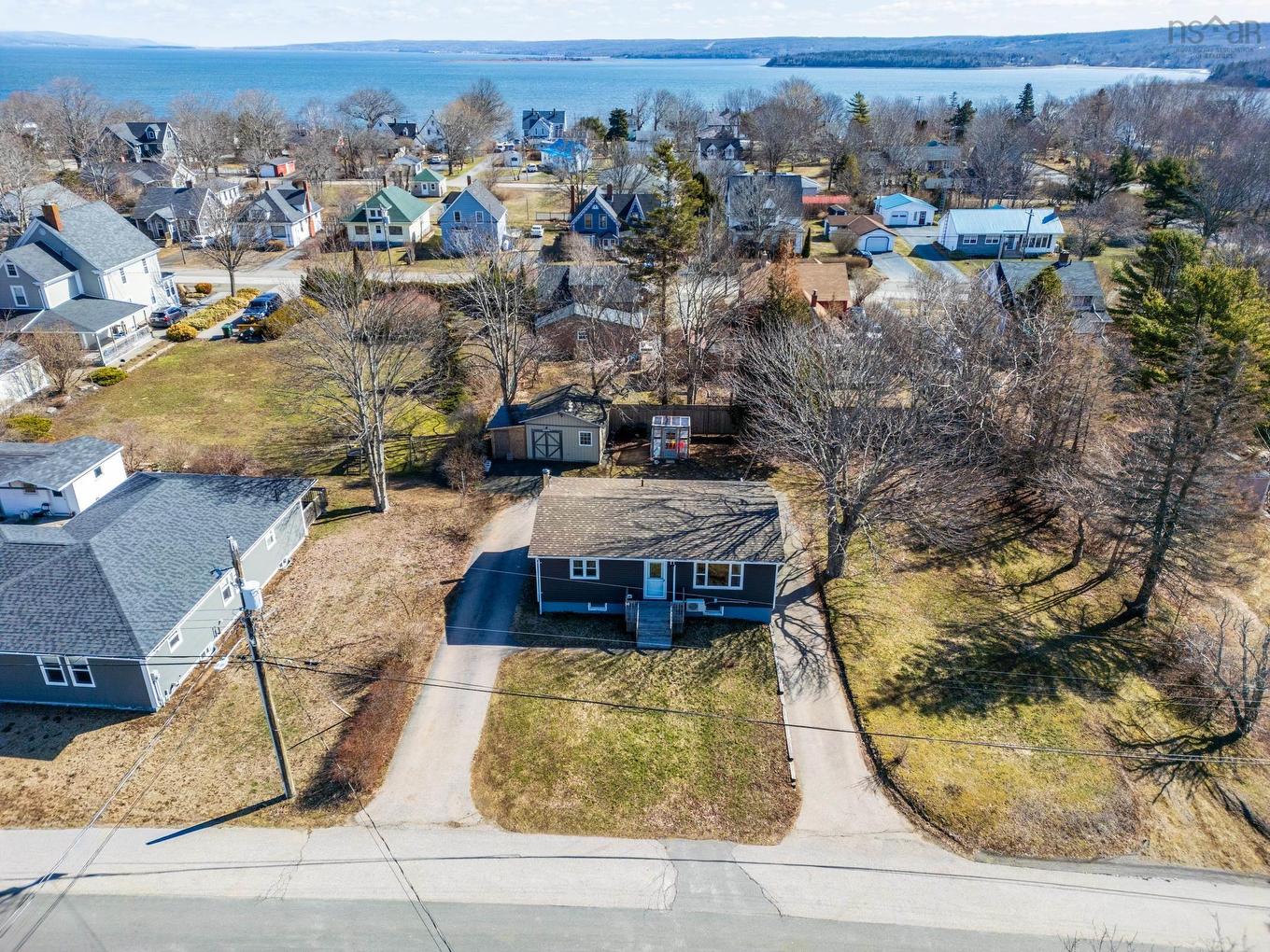 56 Second Avenue, Digby, NS