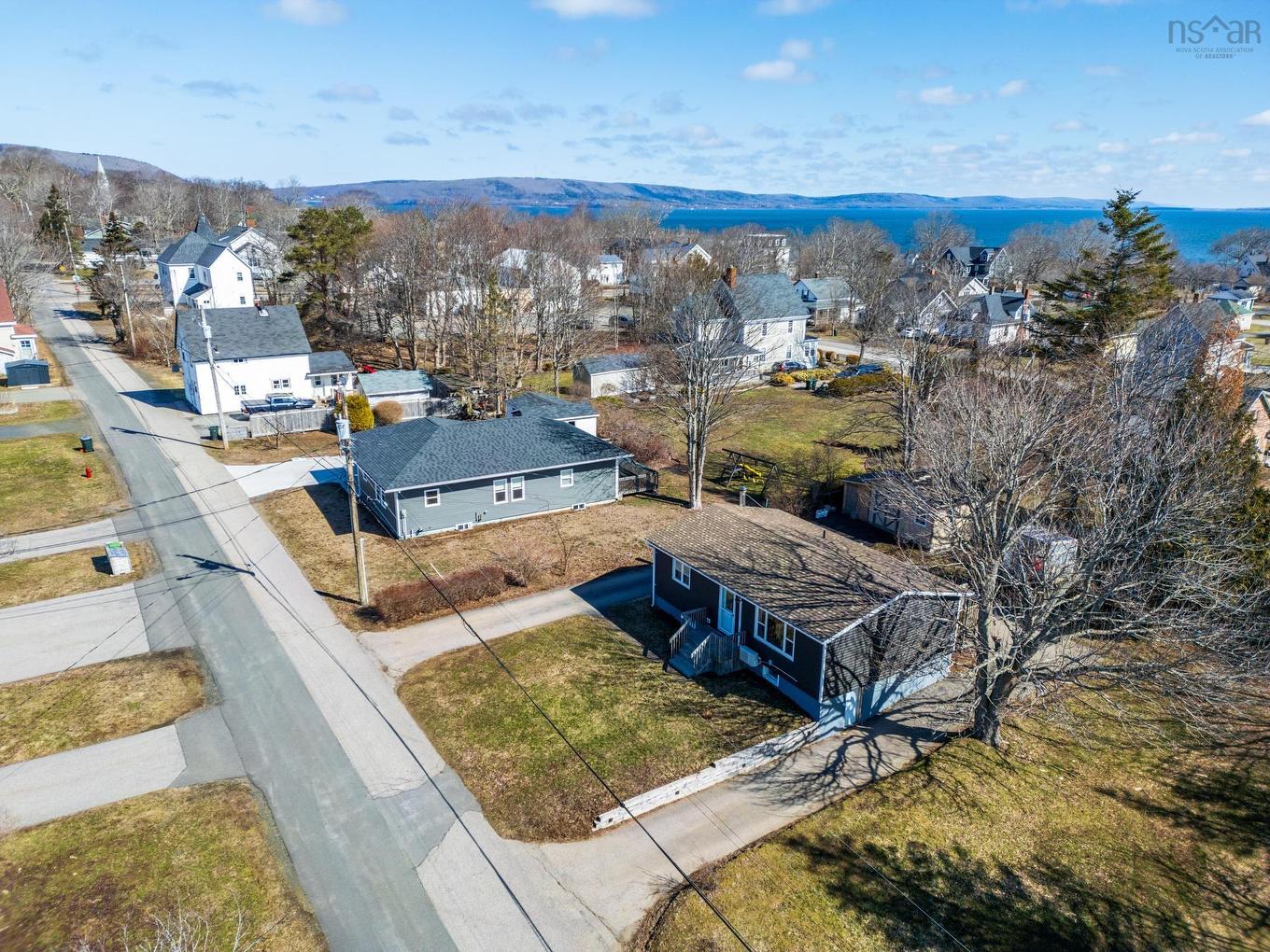 56 Second Avenue, Digby, NS