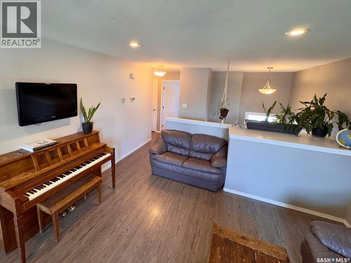 121 Martens Crescent, Warman, SK - Indoor Photo Showing Other Room