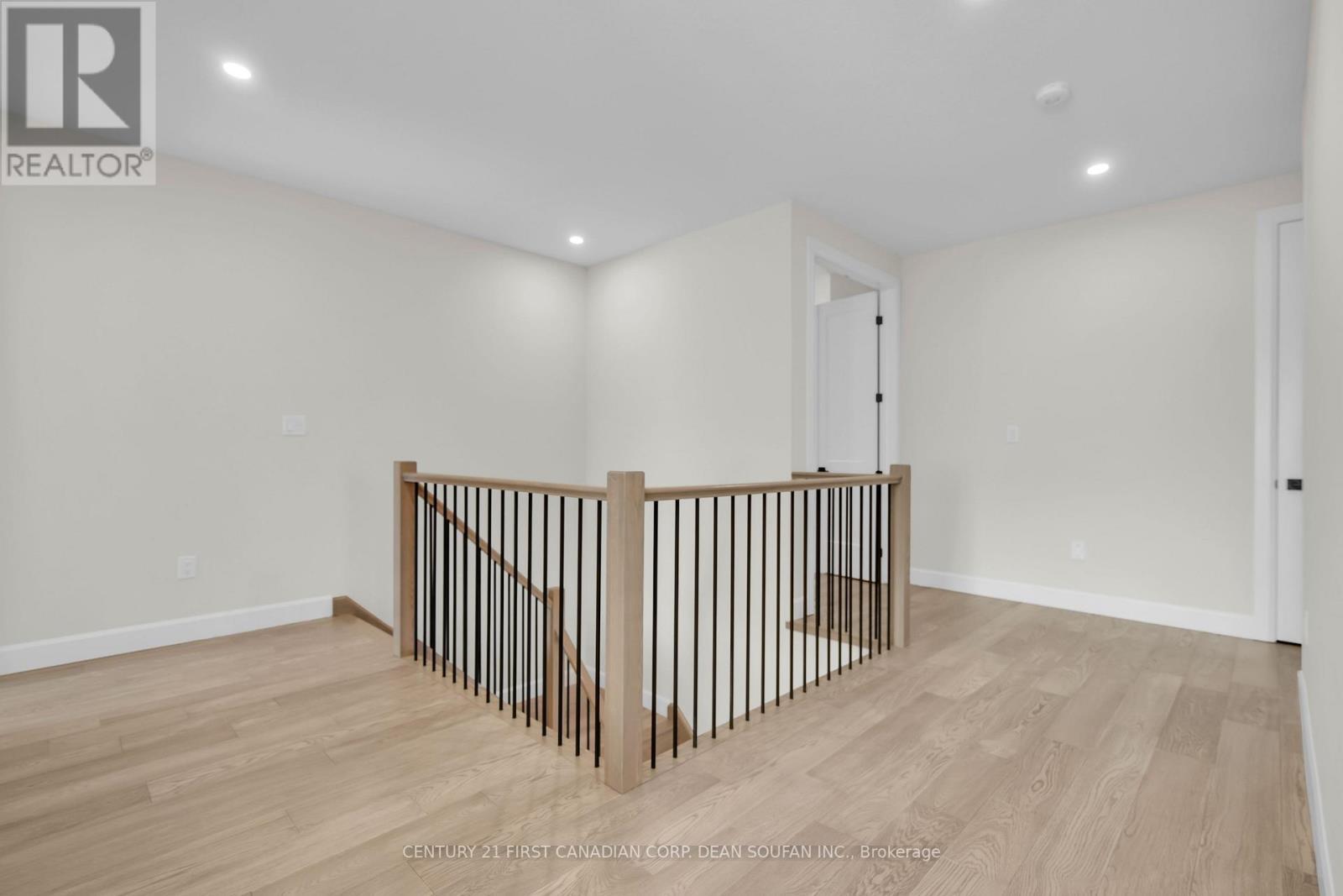 7251 Silver Creek Circle, London South (South V), ON - Indoor Photo Showing Other Room