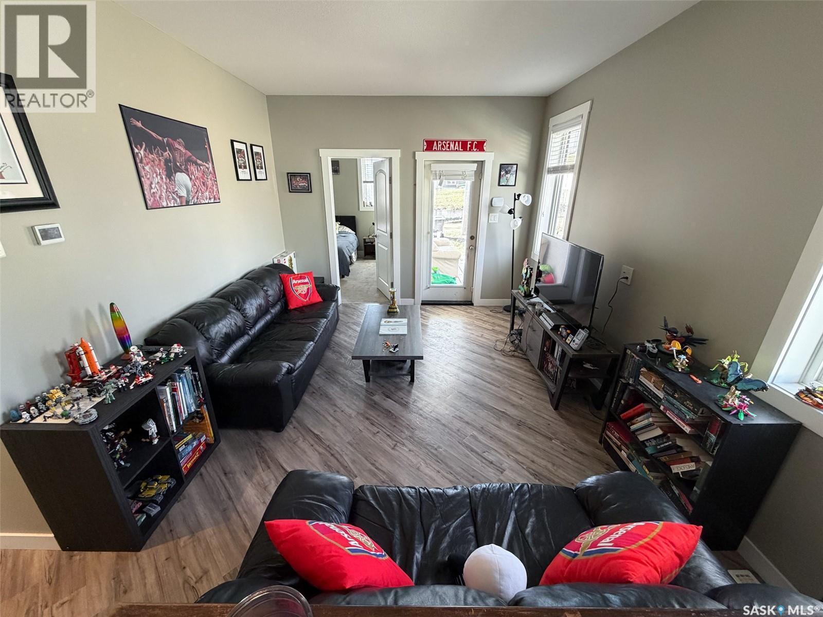 266 - 270 14Th Avenue Ne, Swift Current, SK - Indoor