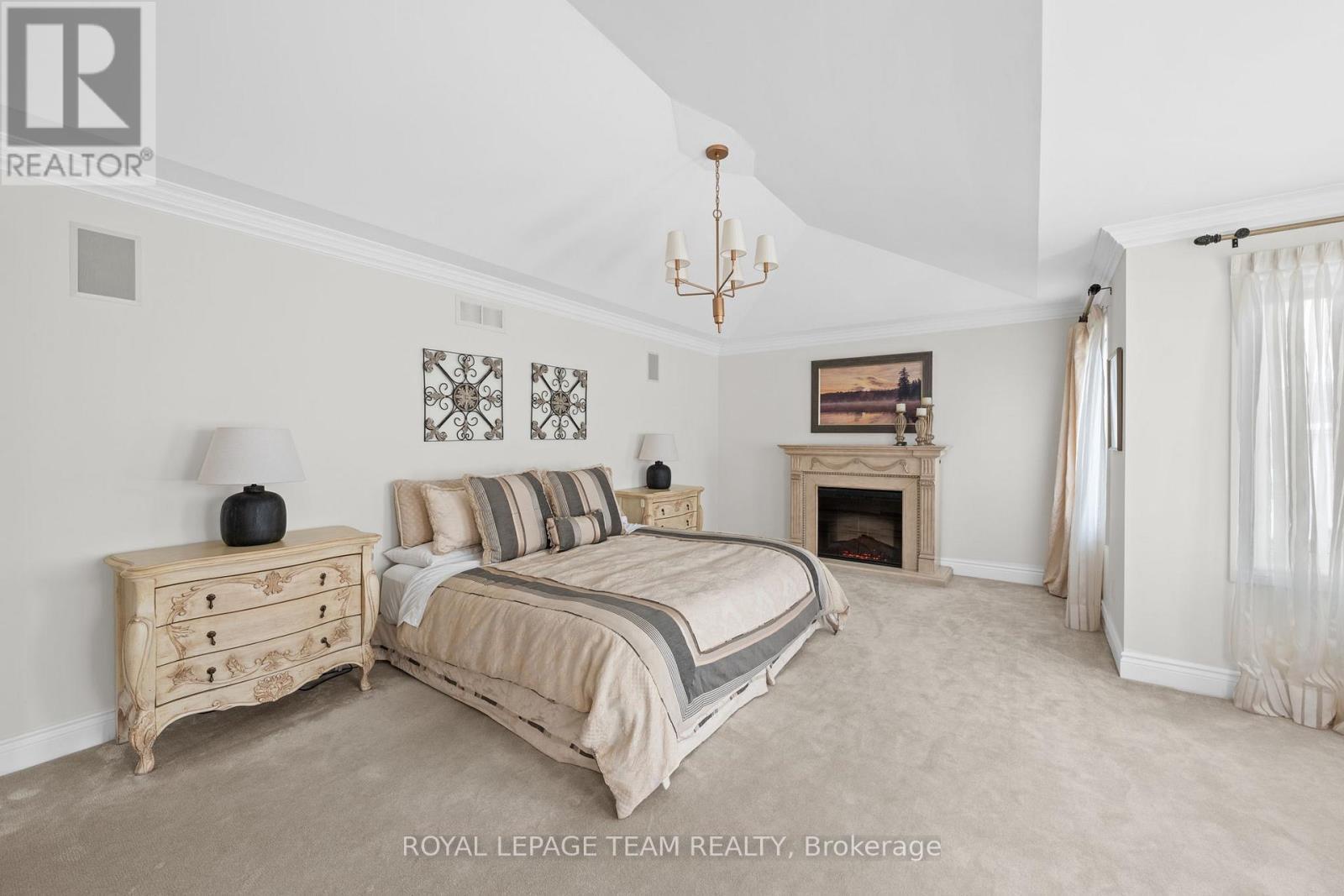 144 Whernside Terrace, Ottawa, ON - Indoor Photo Showing Bedroom